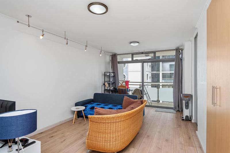 1 Bedroom Property for Sale in Claremont Western Cape